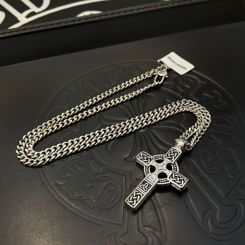 Ch*0me He**ts necklaces
